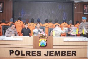 Polres Jember Tetapkan 22 Orang Tersangka Penambang Emas Ilegal