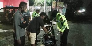 Cegah Aksi Kejahatan, Kapolsek Kertosono Pimpin Razia Sajam