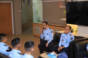 Bekali CPNS Lulusan Poltekip dan Poltekim Budaya Kerja BerAKHLAK