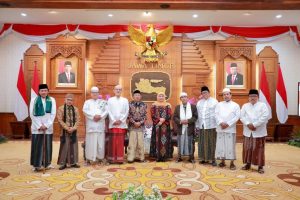 Gubernur Khofifah Terima Kunjungan BASRA