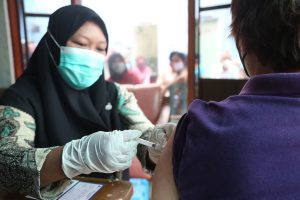 KOTA SURABAYA MULAI GELAR VAKSINASI BOOSTER KEDUA