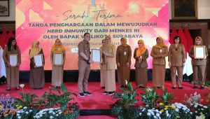 https://nusantarajayanews.id/2023/01/03/ppkm-resmi-dicabut-wali-kota-eri-beberkan-strategi-percepatan-laju-perekonomian/