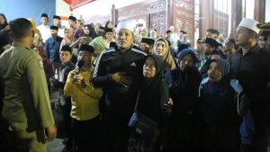 Rogoh Kantong Pribadi, Bupati Sampang Kembali Berangkatkan Kaum Dhuafa Umrah Gratis