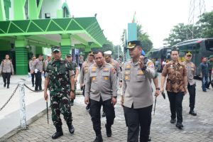 Polda Jatim Lakukan Rekayasa Lalulintas Untuk Kelancaran Harlah Satu Abad NU