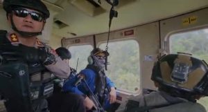 TNI-Polri Telah Evakuasi 5 Penumpang Pesawat Susi Air dan 15 Pekerja Bangunan yang Disandera KKB