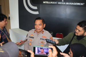 Polrestabes Surabaya Klarifikasi dan Minta Maaf Terkait Yel – yel Anggota Brimob di Pengadilan