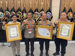 Polres Gianyar Dan Karangasem, Serta Rumkit Bhayangkara Denpasar Polda Bali, Raih Penghargaan Dari Kementerian PAN RB.