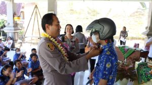Kapolres Badung “Geber” SMP N 2 Mengwi