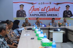 Kapolres Gresik Gelar Jumat Curhat Di SMP Muhamadiyah 12 Gresik, Serap Aspirasi