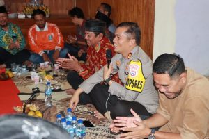 Cangkrukan kamtibmas Polres Nganjuk, Kapolres Ajak Peduli Stunting