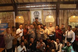 Jumat Curhat, Polda Bali Datangi Warung Cinta Renon