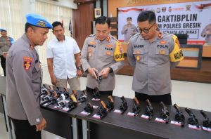 Kapolres Gresik Cek Senpi Dinas Anggota Antisipasi Penyalahgunaan