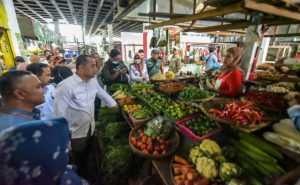 BERAS DAN MINYAK STABIL, WALI KOTA ERI CAHYADI FOKUS TEKAN HARGA CABAI DAN BAWANG MERAH