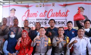 Gelar Jumat Curhat di Warung Kopi, Kapolres Gresik: Kami Butuh Saran Dari Masyarakat