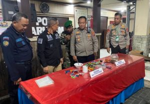 Cegah Penyalahgunaan Narkoba, Petugas Gabungan Gelar Razia di Lapas Kelas II B Lumajang