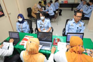 Pegawai Kemenkumham Jatim Vaksin Booster Kedua