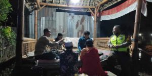 Patroli Polisi Polsek Tajinan Malang, Dialogis Dengan Warga Tingkatkan Kewaspadaan Antisipasi Gangguan Kamtibmas