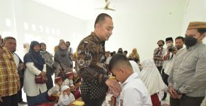 KUNJUNGI SD-MI COKROAMINOTO, WALI KOTA ERI CAHYADI PASTIKAN IMB-NYA SEGERA KELUAR