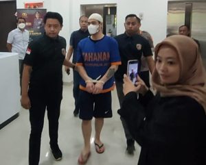 Polda Jatim Kirim Tersangka Ferry Irawan Kasus KDRT Atas Istrinya Venna Melinda Ke Kejaksaan dan Gelar Sidang di Kediri