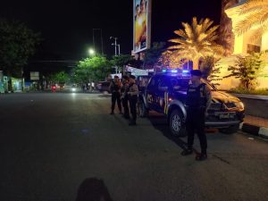 Patroli Blue Light, Polres Gresik Jaga Harkamtibmas Antisipasi Tindak Kejahatan Malam Hari