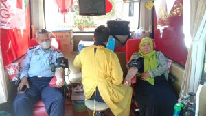Peringati Hari Bakti Pemasyarakatan Ke 59, Pegawai Bapas Kelas II Kediri Laksanakan Donor Darah