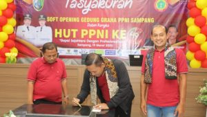 Bupati dan Wabup Sampang Hadiri Soft Opening Gedung dan Tasyakuran HUT PPNI ke 49