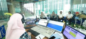 Sapa Warga Melalui Radio Suara Surabaya, Kapolrestabes Ajak Masyarakat Bersama Menjaga Surabaya