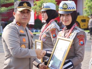 Berhasil Ungkap kasus Tabrak Lari, Unit Gakkum Satlantas Polres Nganjuk dapat Penghargaan