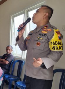 Jum’at Curhat Polsek Sukolilo Himbau Masyarakat untuk Peduli Terhadap Lingkungan dan Anak