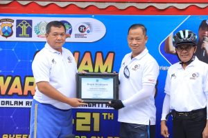 Rayakan HUT BNN KE-21, Petugas Lapas/Rutan – BNNP Jatim Gowes Bareng