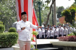 TINGKATKAN JIWA NASIONALISME, LAGU INDONESIA RAYA WAJIB DIPUTAR PADA SATUAN PENDIDIKAN
