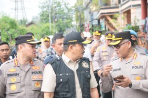 Puslabfor Polri Sisir Lokasi Kebakaran Depo Pertamina Plumpang