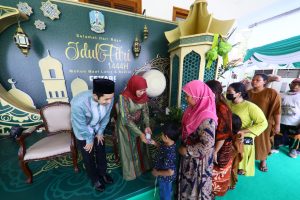 Gubernur Khofifah Gelar Open House Hari Pertama Idul Fitri 1444 H