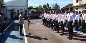 Berikan Reward Untuk 41 Personelnya, AKBP Wiwit : Selalu Berikan yang Terbaik Untuk Masyarakat !