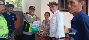 Kini Giliran Bansos Polsek Kuta Utara Di Kelurahan Kerobokan.