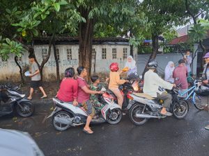 1.752 Nasi Kotak di Bagikan Buat Berbuka Puasa