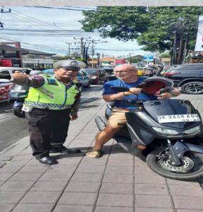 Satlantas Polres Badung Terus Lakukan Penertiban Ke Pengguna Jalan Raya