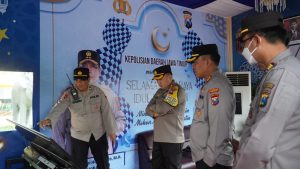 Pastikan Kesiapan Personel, Kapolrestabes Surabaya Cek Pos Pengamanan dan Pelayanan Idul Fitri