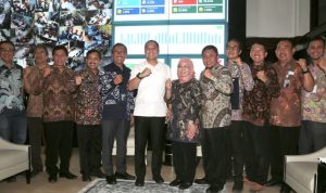 WALI KOTA ERI CAHYADI MINTA BUMD DI SURABAYA DIBANGUN DENGAN DASAR KEKELUARGAAN