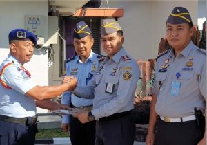 Penyerahan Penghargaan Pendekar Lasatma Bulan April
