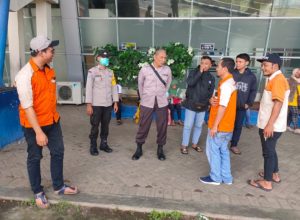 Polsek Nganjuk Kota Berikan Himbauan Mudik di Terminal Bus Anjuk Ladang Nganjuk