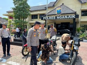 Polres Nganjuk Mulai kembalikan Motor hasil Penindakan KRYD, Kapolres Nganjuk : Penuhi Dulu Persyaratannya