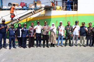 KAPOLRES SUMENEP MENGHADIRI ACARA GIAT PEMBERANGKATAN MUDIK GRATIS TAHUN 2023