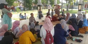 Polres Sampang Laksanakan Himbauan Kepada Pengunjung Alun-Alun Trunojoyo Sampang