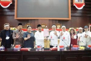 Tolak RUU Kesehatan Omnibus Law, Ratusan Nakes Wadul ke DPRD Jatim