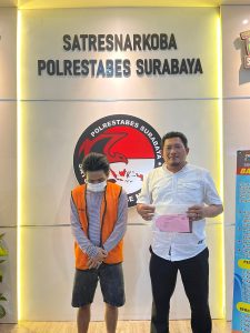 Pengedar Sabu Kalilom Lor Surabaya Disergap di Warkop, Polisi Temukan Segini