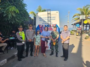 Wakapolres Kompol Putu Diah Pantau Kamtibmas di Pantai Batu Bolong