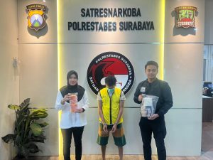 Tukang Parkir di Surabaya Ditangkap Satnarkoba Polrestabes Surabaya Karena Mengedarkan Sabu