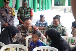 Sinergitas TNI-Polri di Blitar Berhasil Sukseskan Operasi Ketupat Semeru 2023