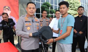 Ungkap Kasus Curanmor, Polres Gresik Kembalikan Motor hasil Curian ke Pemiliknya